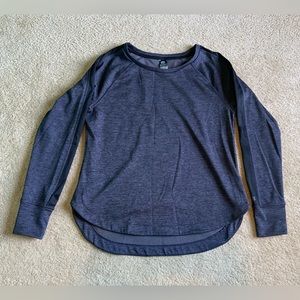 Woman’s sweatshirt. Size large